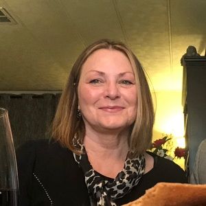 Meet your Posher, Lori